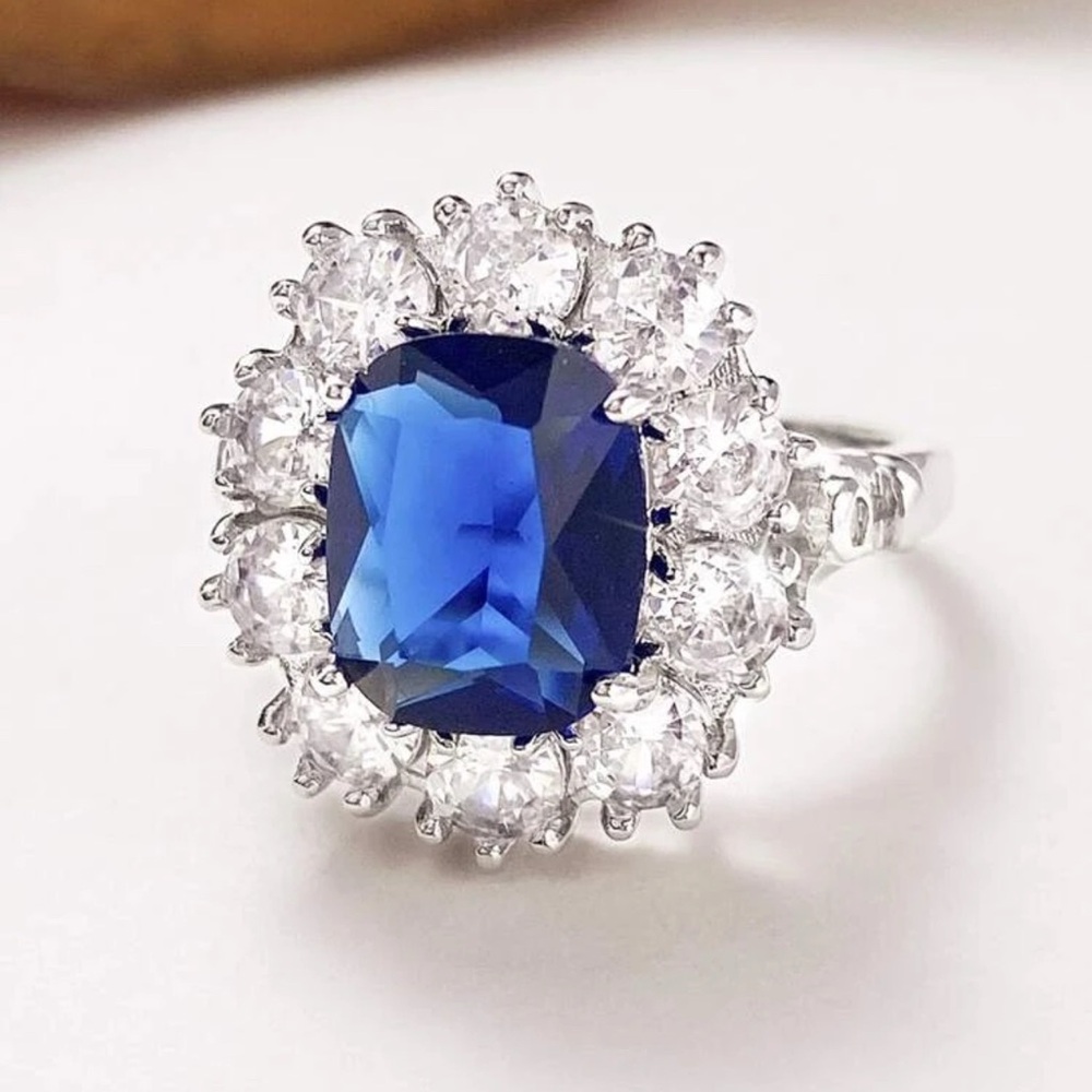 ETERNITY WEDDING RING - Picture 7 of 7